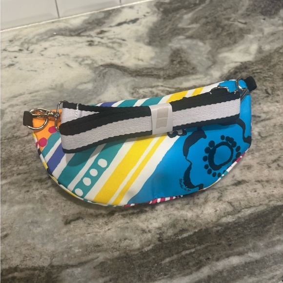 Brighton Graffiti Love Cross Body
Belt Bag - Fanny Pack Waist Bag - Picture 5 of 8